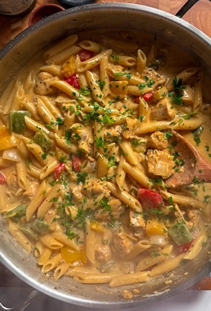 One Pot Creamy Fajita Pasta