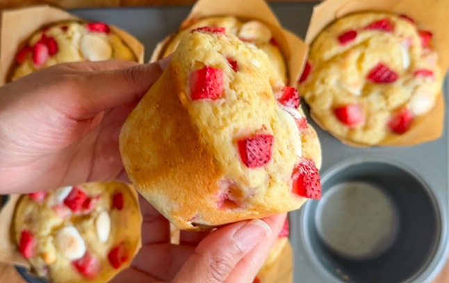 Strawberry Muffins with White Chocolate Chips