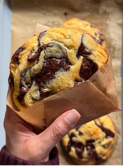 Levain chocolate walnut cookie